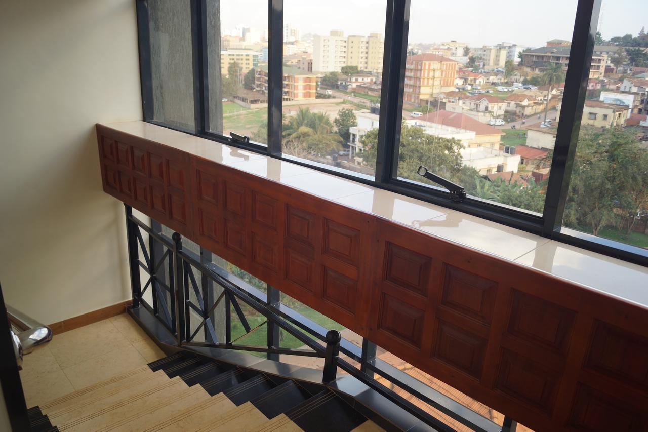 Hotel Ok Kampala Eksteriør billede