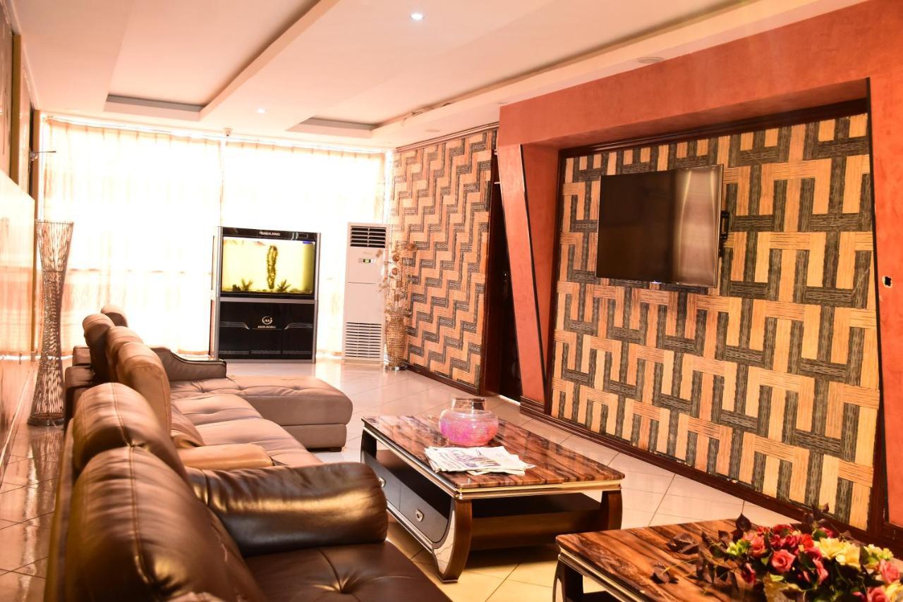 Hotel Ok Kampala Eksteriør billede